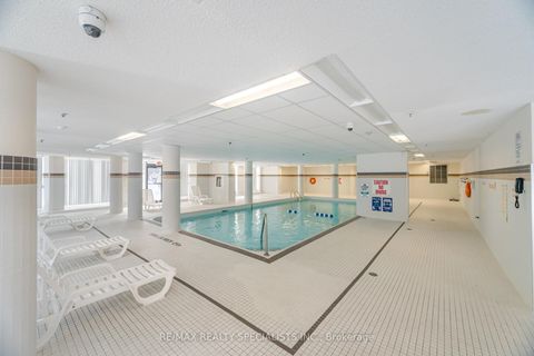 Photo 27 at 805 - 5 Rowntree Road NE, Jamestown, Toronto