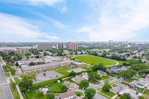 Photo 42 at 805 - 5 Rowntree Road NE, Jamestown, Toronto