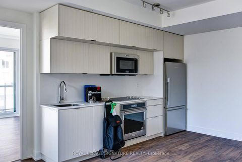 Photo 7 at 506 - 80 Vanauley Street, Chinatown, Toronto