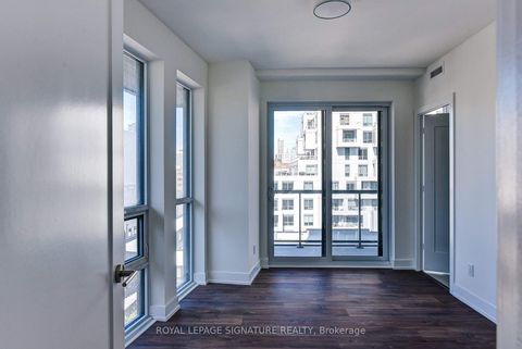 Photo 9 at 506 - 80 Vanauley Street, Chinatown, Toronto