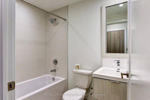 Photo 14 at 506 - 80 Vanauley Street, Chinatown, Toronto