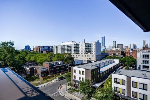 Photo 16 at 506 - 80 Vanauley Street, Chinatown, Toronto