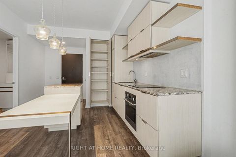 Photo 7 at 1307 - 197 Yonge Street, Yonge Corridor, Toronto