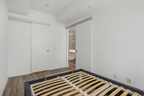 Photo 13 at 1307 - 197 Yonge Street, Yonge Corridor, Toronto