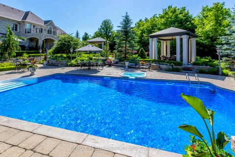 Photo 7 at 30 Nightfall Court, Kleinburg, Vaughan