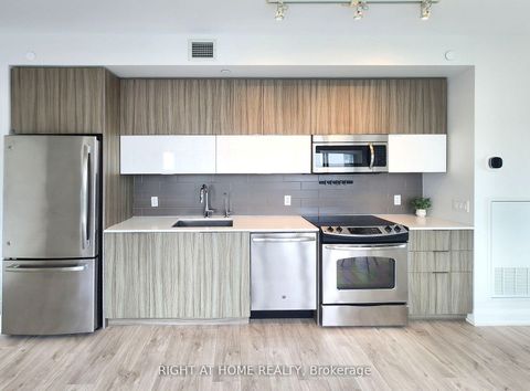 Photo 12 at 1402 - 56 Annie Craig Drive, Mimico, Toronto