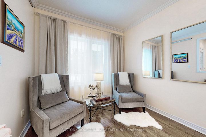 Photo 4 at 66 Tuscana Boulevard, Patterson, Vaughan