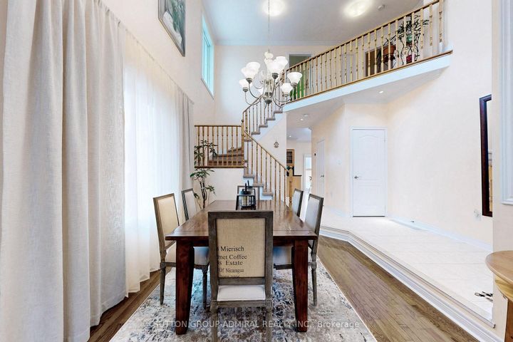 Photo 7 at 66 Tuscana Boulevard, Patterson, Vaughan