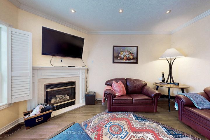 Photo 19 at 66 Tuscana Boulevard, Patterson, Vaughan