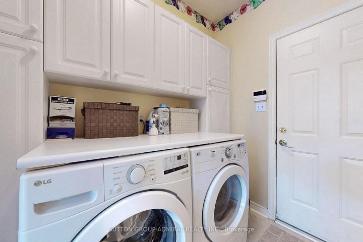 Photo 22 at 66 Tuscana Boulevard, Patterson, Vaughan