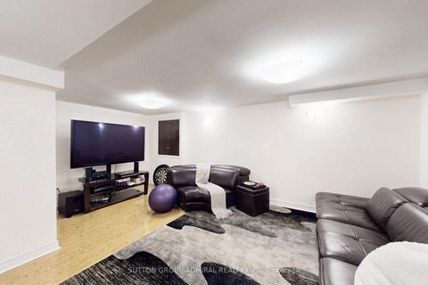 Photo 41 at 66 Tuscana Boulevard, Patterson, Vaughan