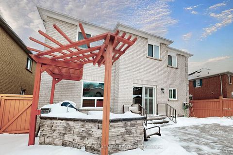 Photo 46 at 66 Tuscana Boulevard, Patterson, Vaughan