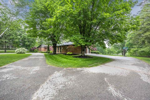 Photo 1 at 214 Hickory Lane, Bayshore, Barrie