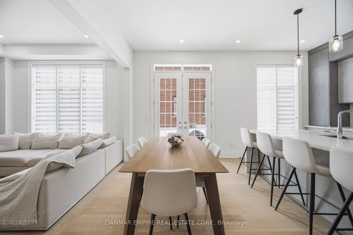 Photo 15 at 14 Woodgate Pines Drive, Kleinburg, Vaughan