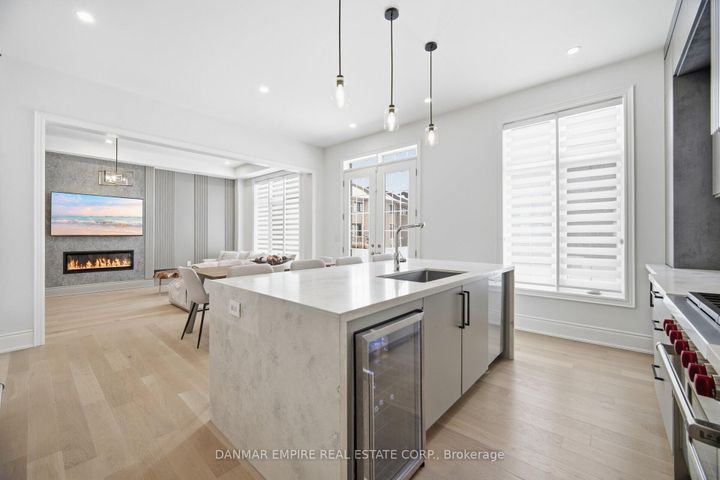 Photo 19 at 14 Woodgate Pines Drive, Kleinburg, Vaughan