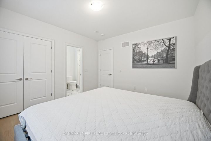 Photo 35 at 14 Woodgate Pines Drive, Kleinburg, Vaughan