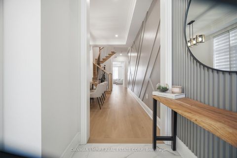 Photo 5 at 14 Woodgate Pines Drive, Kleinburg, Vaughan