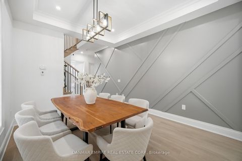 Photo 7 at 14 Woodgate Pines Drive, Kleinburg, Vaughan