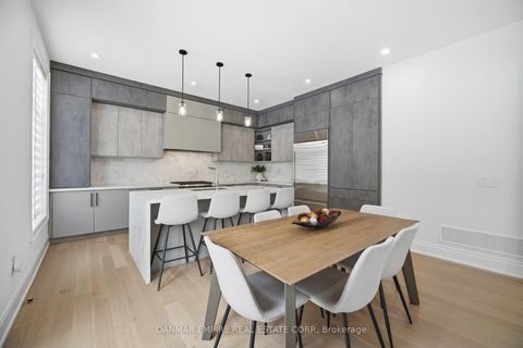 Photo 13 at 14 Woodgate Pines Drive, Kleinburg, Vaughan