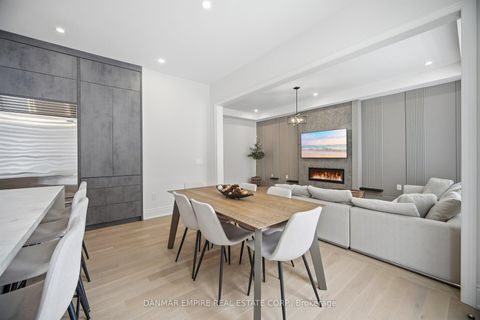 Photo 14 at 14 Woodgate Pines Drive, Kleinburg, Vaughan