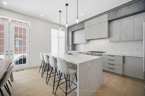 Photo 16 at 14 Woodgate Pines Drive, Kleinburg, Vaughan