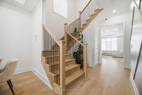 Photo 22 at 14 Woodgate Pines Drive, Kleinburg, Vaughan