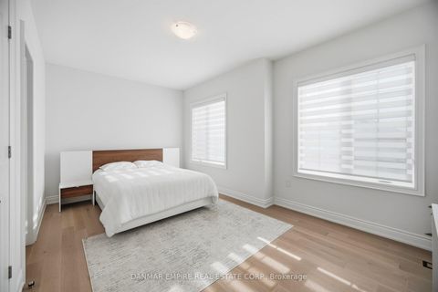 Photo 31 at 14 Woodgate Pines Drive, Kleinburg, Vaughan