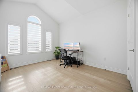 Photo 40 at 14 Woodgate Pines Drive, Kleinburg, Vaughan