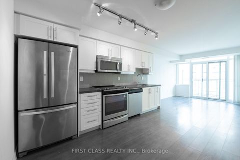 Photo 2 at 1022 - 525 Adelaide Street W, Waterfront Communities C1, Toronto