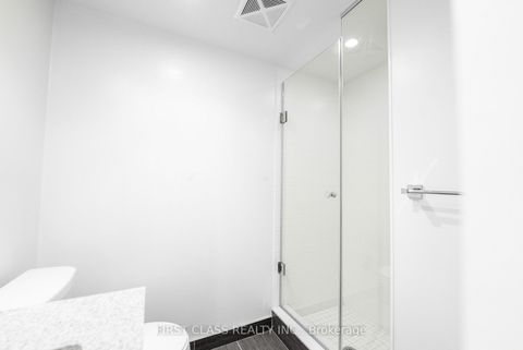 Photo 6 at 1022 - 525 Adelaide Street W, Waterfront Communities C1, Toronto