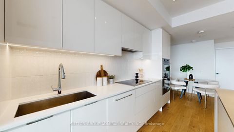 Photo 4 at PH 617 - 899 College Street, Bellwoods, Toronto