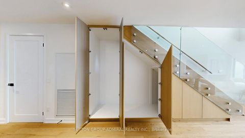 Photo 17 at PH 617 - 899 College Street, Bellwoods, Toronto