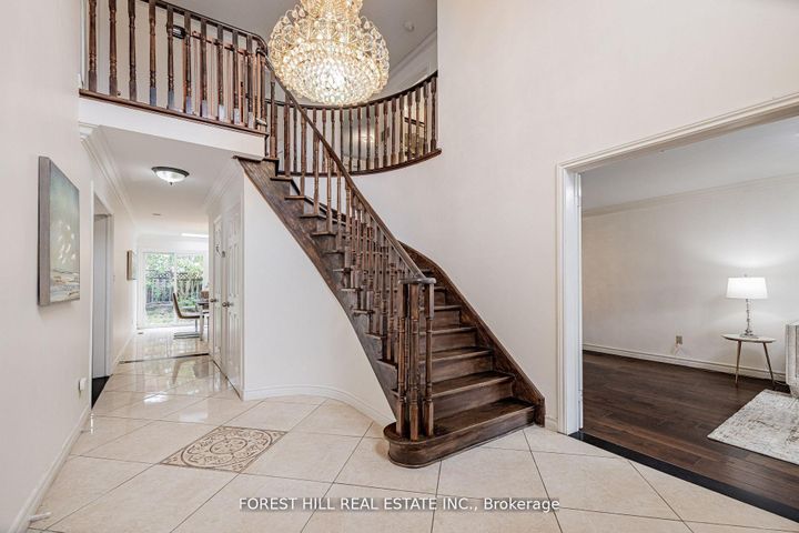 Photo 2 at 51 Briggs Avenue, Doncrest, Richmond Hill