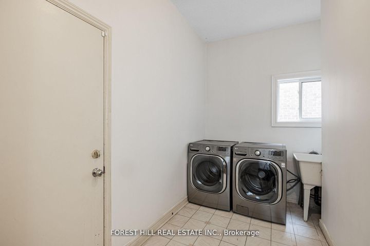 Photo 20 at 51 Briggs Avenue, Doncrest, Richmond Hill