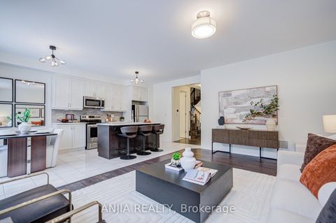 Photo 16 at 33 Ness Drive, Rural Richmond Hill, Richmond Hill