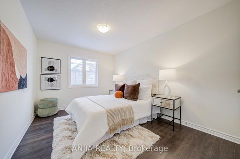 Photo 22 at 33 Ness Drive, Rural Richmond Hill, Richmond Hill