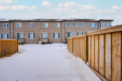 Photo 27 at 33 Ness Drive, Rural Richmond Hill, Richmond Hill