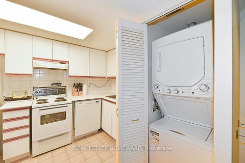 Photo 15 at 204 - 15 Maitland Place, South St. James Town, Toronto