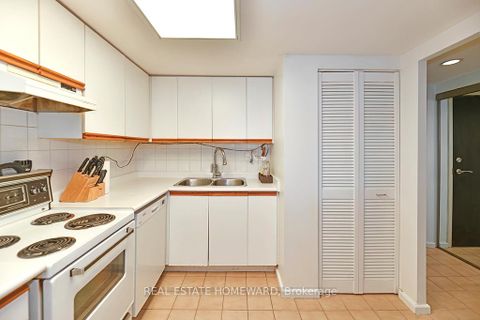 Photo 16 at 204 - 15 Maitland Place, South St. James Town, Toronto