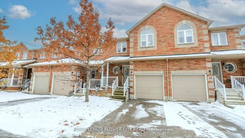Photo 2 at 72 - 54 Southwoods Crescent, Holly, Barrie