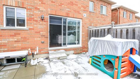 Photo 9 at 72 - 54 Southwoods Crescent, Holly, Barrie