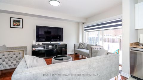 Photo 18 at 72 - 54 Southwoods Crescent, Holly, Barrie