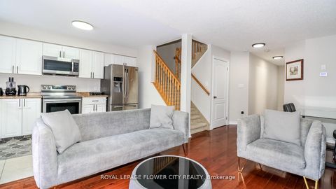 Photo 23 at 72 - 54 Southwoods Crescent, Holly, Barrie