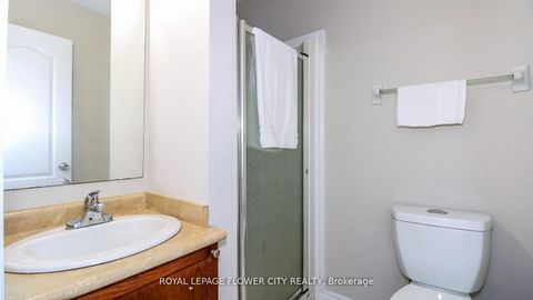 Photo 33 at 72 - 54 Southwoods Crescent, Holly, Barrie