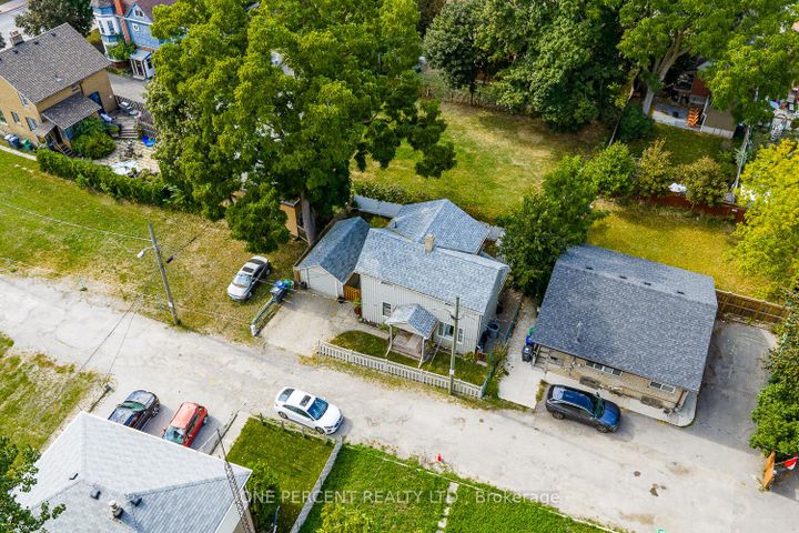 Photo 30 at 3 Bird Avenue, Downtown Brampton, Brampton