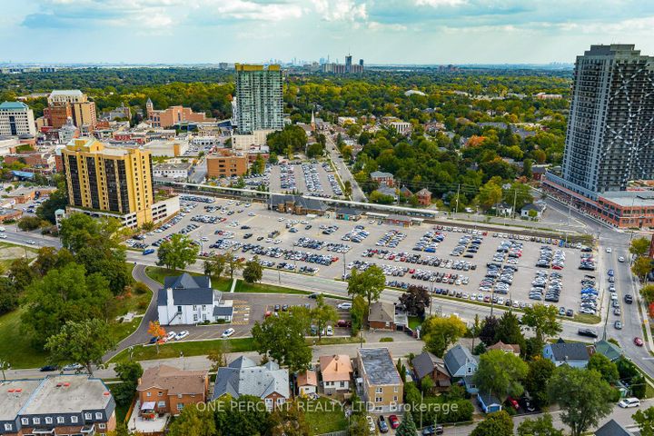 Photo 33 at 3 Bird Avenue, Downtown Brampton, Brampton