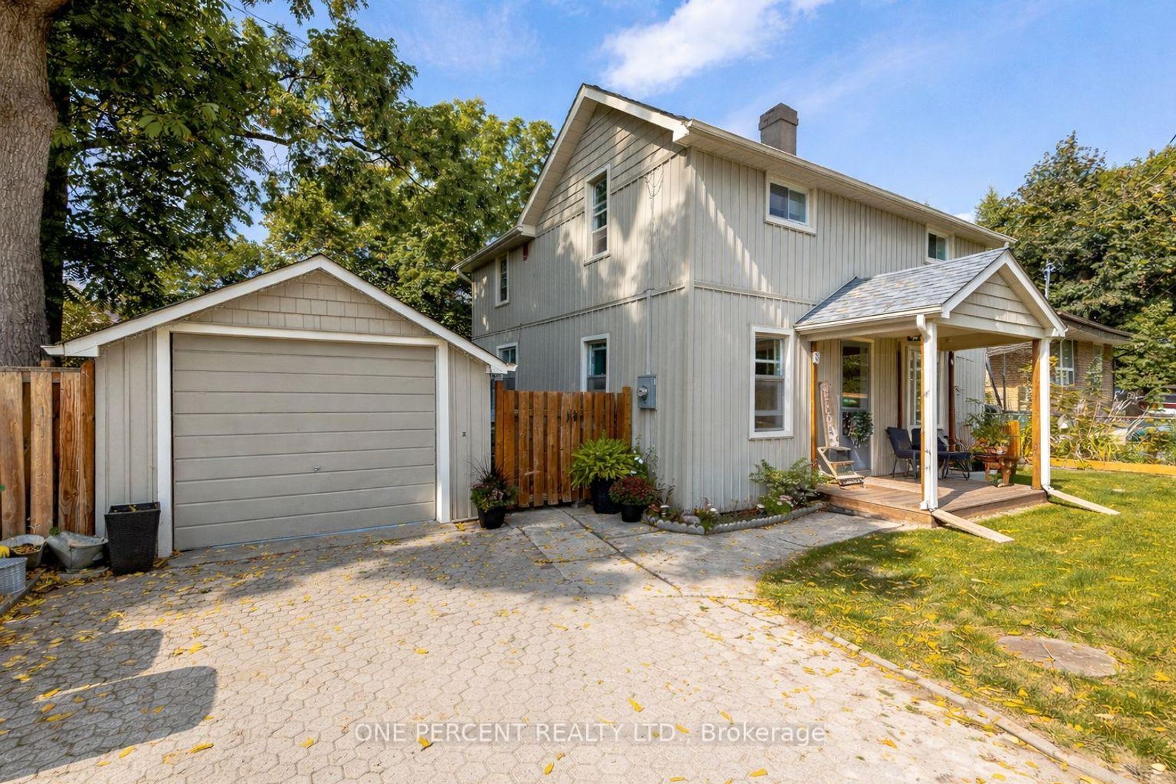 3 Bird Avenue, Downtown Brampton, Brampton 2