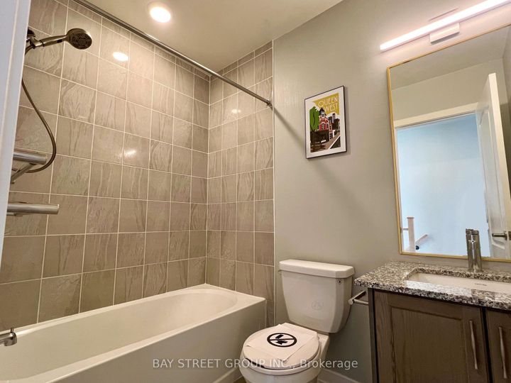 Photo 17 at 13 - 370 Red Maple Road, Langstaff, Richmond Hill