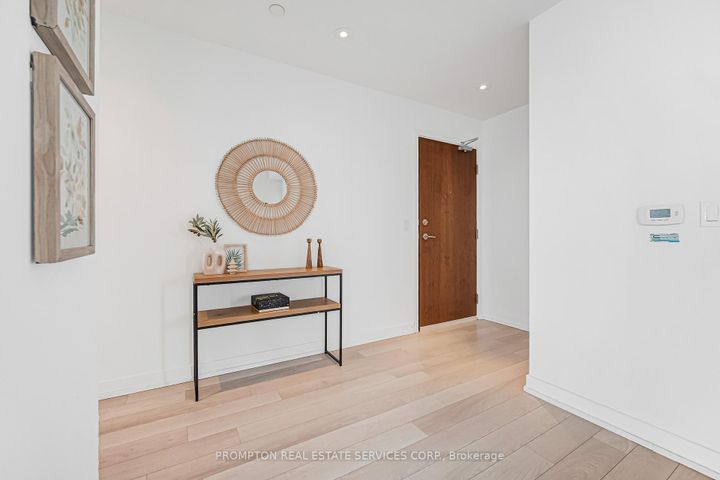 Photo 3 at 3609 - 117 Mcmahon Drive, Bayview Village, Toronto