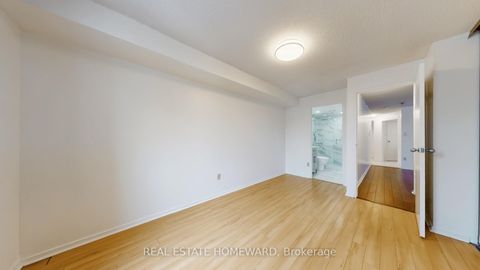 Photo 15 at 623 - 77 Maitland Place, South St. James Town, Toronto